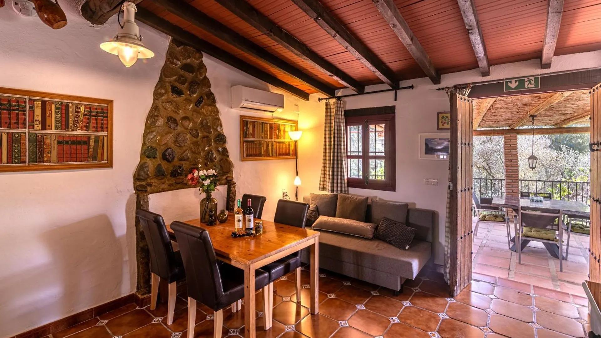 Finca El Agua Da Vida Comares 0*,  Spain